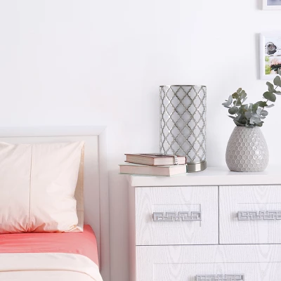 Hastings Home Uplight Table Lamp With Steel Quatrefoil Cutout Pattern, Fabric Overwrap, And LED Light Bulb 4 Hastings Home Uplight Table Lamp With Steel Quatrefoil Cutout Pattern, Fabric Overwrap, And LED Light Bulb - Image 4